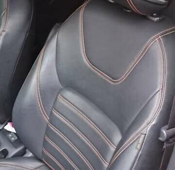 Помаранчевий Ніссан Kicks, об'ємом двигуна 1.6 л та пробігом 35 тис. км за 15700 $, фото 1 на Automoto.ua