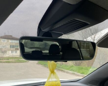 Белый Ниссан Kix, объемом двигателя 1.6 л и пробегом 74 тыс. км за 15400 $, фото 9 на Automoto.ua