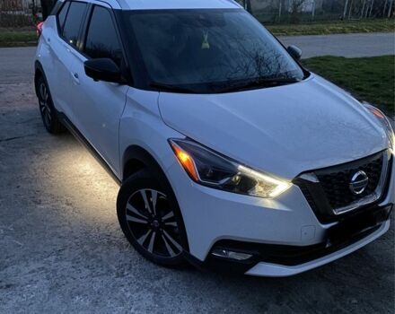 Белый Ниссан Kix, объемом двигателя 1.6 л и пробегом 74 тыс. км за 15400 $, фото 13 на Automoto.ua