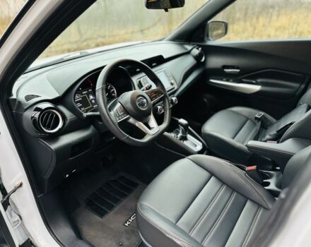 Белый Ниссан Kix, объемом двигателя 1.6 л и пробегом 96 тыс. км за 14500 $, фото 7 на Automoto.ua