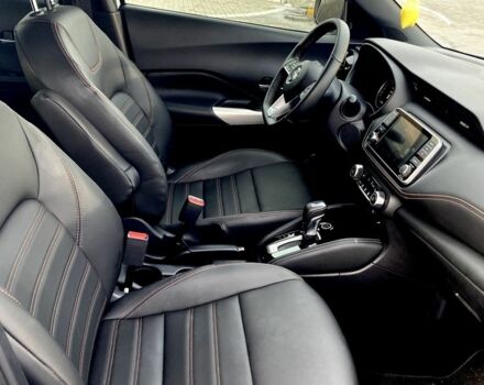 Белый Ниссан Kix, объемом двигателя 1.6 л и пробегом 74 тыс. км за 15400 $, фото 3 на Automoto.ua