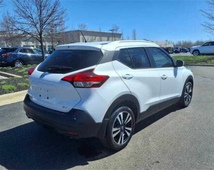 Белый Ниссан Kix, объемом двигателя 1.6 л и пробегом 31 тыс. км за 2900 $, фото 3 на Automoto.ua