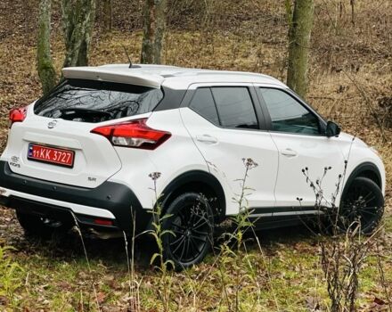 Белый Ниссан Kix, объемом двигателя 1.6 л и пробегом 96 тыс. км за 14500 $, фото 3 на Automoto.ua