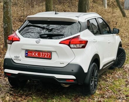Белый Ниссан Kix, объемом двигателя 1.6 л и пробегом 96 тыс. км за 14500 $, фото 4 на Automoto.ua
