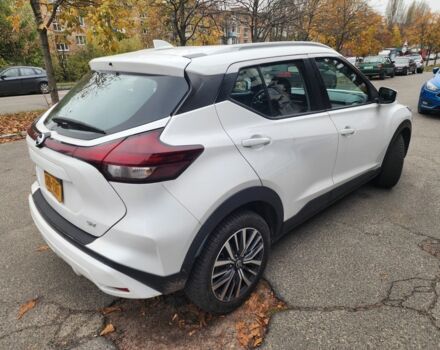 Білий Ніссан Kix, об'ємом двигуна 1.6 л та пробігом 30 тис. км за 10000 $, фото 3 на Automoto.ua