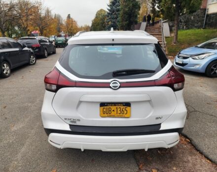 Білий Ніссан Kix, об'ємом двигуна 1.6 л та пробігом 30 тис. км за 10000 $, фото 2 на Automoto.ua