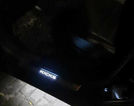 Чорний Ніссан Kix, об'ємом двигуна 1.6 л та пробігом 108 тис. км за 16999 $, фото 7 на Automoto.ua