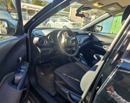 Черный Ниссан Kix, объемом двигателя 1.6 л и пробегом 22 тыс. км за 12000 $, фото 4 на Automoto.ua