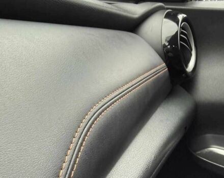 Чорний Ніссан Kix, об'ємом двигуна 1.6 л та пробігом 108 тис. км за 16999 $, фото 10 на Automoto.ua