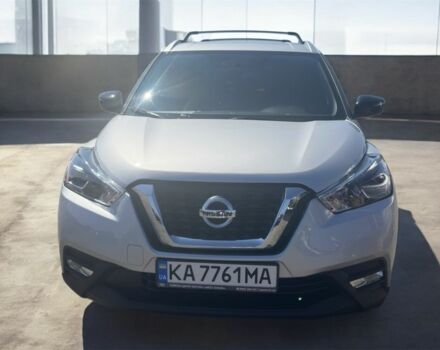 Серый Ниссан Kix, объемом двигателя 1.6 л и пробегом 95 тыс. км за 15000 $, фото 5 на Automoto.ua