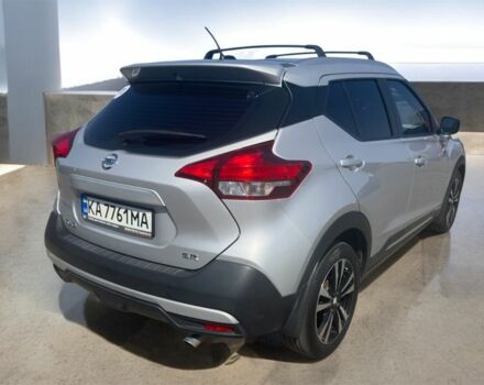 Серый Ниссан Kix, объемом двигателя 1.6 л и пробегом 95 тыс. км за 15000 $, фото 3 на Automoto.ua