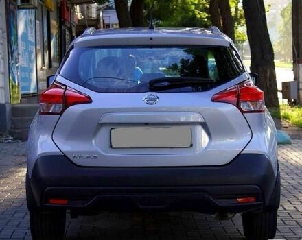 Сірий Ніссан Kix, об'ємом двигуна 0 л та пробігом 86 тис. км за 8900 $, фото 4 на Automoto.ua