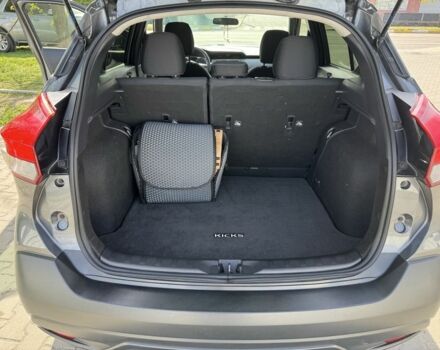 Сірий Ніссан Kix, об'ємом двигуна 1.6 л та пробігом 72 тис. км за 14300 $, фото 6 на Automoto.ua