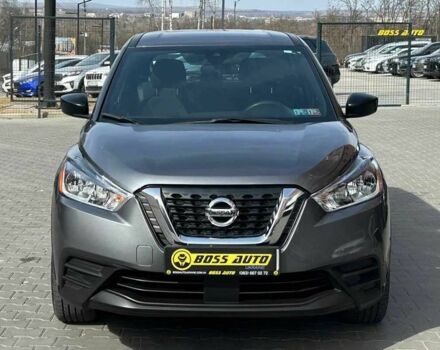 Серый Ниссан Kix, объемом двигателя 1.6 л и пробегом 150 тыс. км за 14900 $, фото 1 на Automoto.ua