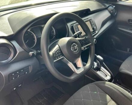 Серый Ниссан Kix, объемом двигателя 1.6 л и пробегом 150 тыс. км за 14900 $, фото 7 на Automoto.ua