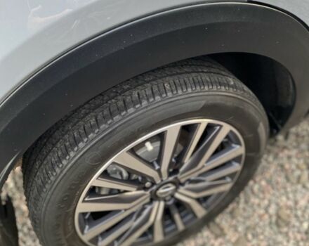 Серый Ниссан Kix, объемом двигателя 1.6 л и пробегом 60 тыс. км за 15200 $, фото 5 на Automoto.ua