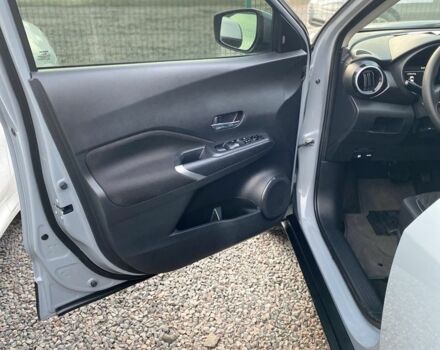 Серый Ниссан Kix, объемом двигателя 1.6 л и пробегом 60 тыс. км за 15200 $, фото 10 на Automoto.ua