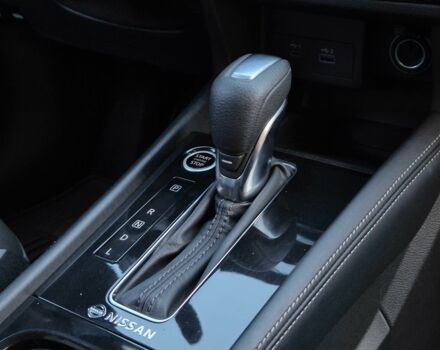 Сірий Ніссан Kix, об'ємом двигуна 1.6 л та пробігом 49 тис. км за 19499 $, фото 19 на Automoto.ua