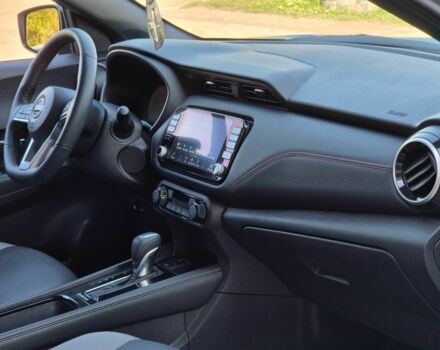 Сірий Ніссан Kix, об'ємом двигуна 1.6 л та пробігом 49 тис. км за 19499 $, фото 14 на Automoto.ua