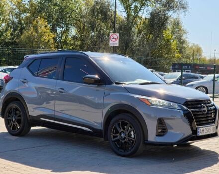 Сірий Ніссан Kix, об'ємом двигуна 1.6 л та пробігом 49 тис. км за 19499 $, фото 2 на Automoto.ua