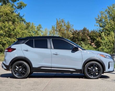 Сірий Ніссан Kix, об'ємом двигуна 1.6 л та пробігом 49 тис. км за 19499 $, фото 7 на Automoto.ua