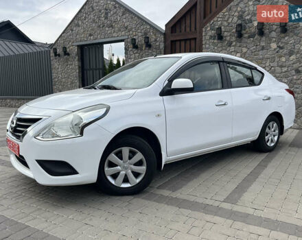 Белый Ниссан Latio, объемом двигателя 1.2 л и пробегом 68 тыс. км за 7500 $, фото 11 на Automoto.ua