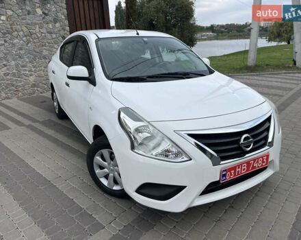 Белый Ниссан Latio, объемом двигателя 1.2 л и пробегом 68 тыс. км за 7500 $, фото 60 на Automoto.ua