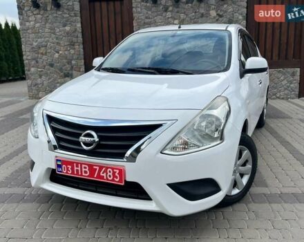 Белый Ниссан Latio, объемом двигателя 1.2 л и пробегом 68 тыс. км за 7500 $, фото 4 на Automoto.ua