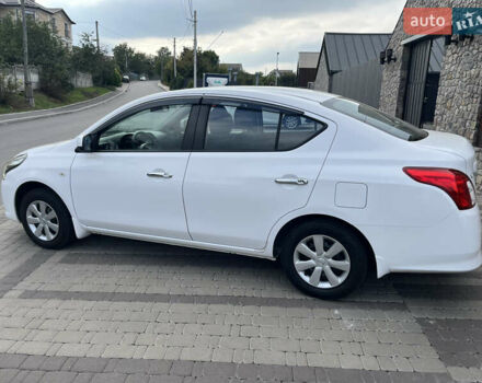 Белый Ниссан Latio, объемом двигателя 1.2 л и пробегом 68 тыс. км за 7500 $, фото 20 на Automoto.ua