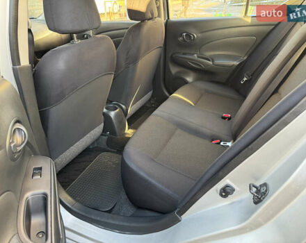 Серый Ниссан Latio, объемом двигателя 0 л и пробегом 95 тыс. км за 5900 $, фото 9 на Automoto.ua