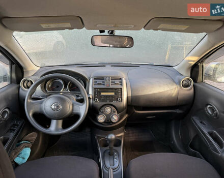 Серый Ниссан Latio, объемом двигателя 0 л и пробегом 95 тыс. км за 5900 $, фото 10 на Automoto.ua