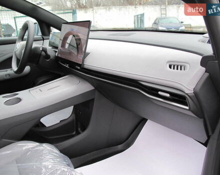 Серый Ниссан N7, объемом двигателя 0 л и пробегом 2 тыс. км за 36800 $, фото 23 на Automoto.ua