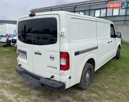 Белый Ниссан NV1500, объемом двигателя 4 л и пробегом 109 тыс. км за 8500 $, фото 6 на Automoto.ua