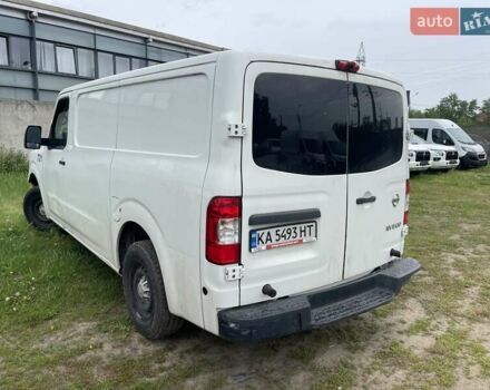 Белый Ниссан NV1500, объемом двигателя 4 л и пробегом 109 тыс. км за 8500 $, фото 4 на Automoto.ua