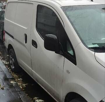 Білий Ніссан NV200, об'ємом двигуна 1.46 л та пробігом 268 тис. км за 5500 $, фото 2 на Automoto.ua