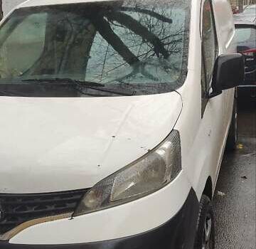 Білий Ніссан NV200, об'ємом двигуна 1.46 л та пробігом 268 тис. км за 5500 $, фото 1 на Automoto.ua