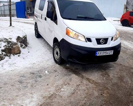 Білий Ніссан NV200, об'ємом двигуна 2 л та пробігом 230 тис. км за 10000 $, фото 1 на Automoto.ua