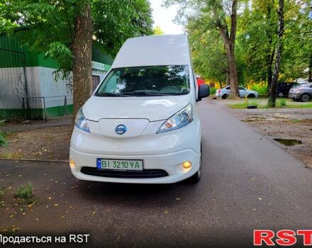 Белый Ниссан NV200, объемом двигателя 80 л и пробегом 23 тыс. км за 15900 $, фото 1 на Automoto.ua