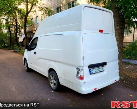 Белый Ниссан NV200, объемом двигателя 80 л и пробегом 23 тыс. км за 15900 $, фото 6 на Automoto.ua