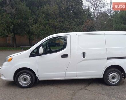 Білий Ніссан NV200, об'ємом двигуна 2 л та пробігом 125 тис. км за 12200 $, фото 2 на Automoto.ua