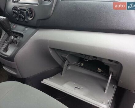 Білий Ніссан NV200, об'ємом двигуна 2 л та пробігом 125 тис. км за 12200 $, фото 21 на Automoto.ua