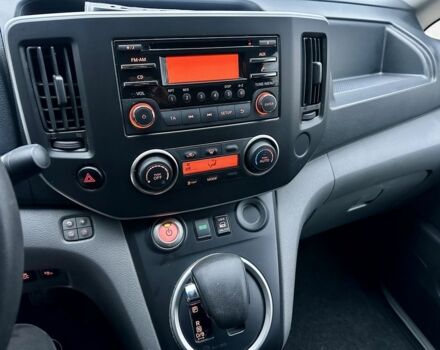 Белый Ниссан NV200, объемом двигателя 0 л и пробегом 40 тыс. км за 12700 $, фото 6 на Automoto.ua