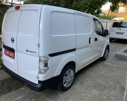 Білий Ніссан NV200, об'ємом двигуна 0 л та пробігом 39 тис. км за 360 $, фото 4 на Automoto.ua