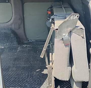 Белый Ниссан NV200, объемом двигателя 1.46 л и пробегом 318 тыс. км за 7400 $, фото 6 на Automoto.ua