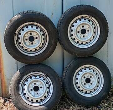 Белый Ниссан NV200, объемом двигателя 1.46 л и пробегом 318 тыс. км за 7400 $, фото 17 на Automoto.ua