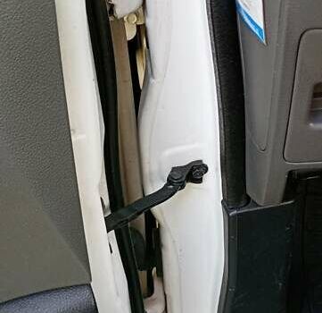 Білий Ніссан NV200, об'ємом двигуна 1.5 л та пробігом 324 тис. км за 8300 $, фото 19 на Automoto.ua