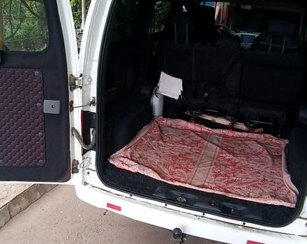 Белый Ниссан NV200, объемом двигателя 1.5 л и пробегом 244 тыс. км за 10300 $, фото 1 на Automoto.ua