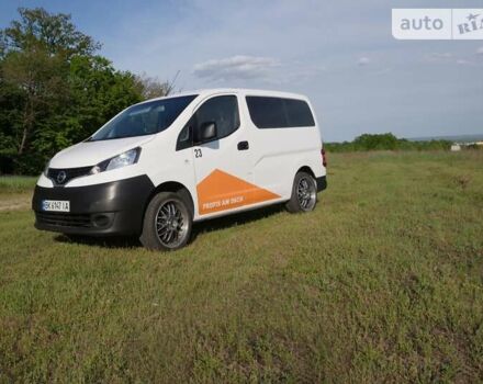 Білий Ніссан NV200, об'ємом двигуна 1.5 л та пробігом 133 тис. км за 8800 $, фото 1 на Automoto.ua