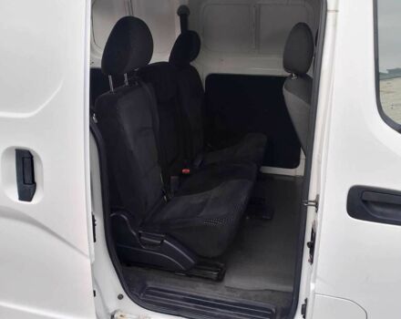 Білий Ніссан NV200, об'ємом двигуна 1.5 л та пробігом 290 тис. км за 5300 $, фото 7 на Automoto.ua