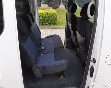 Белый Ниссан NV200, объемом двигателя 1.5 л и пробегом 171 тыс. км за 7800 $, фото 10 на Automoto.ua